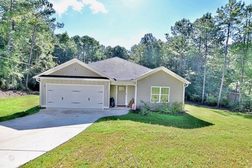 3br/2ba - like new home – photo 1