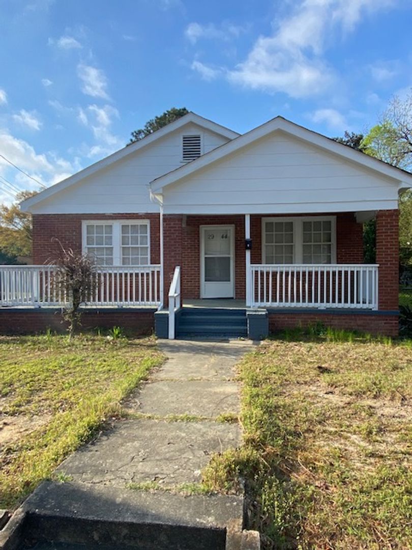Columbus House: 2944 10th Street