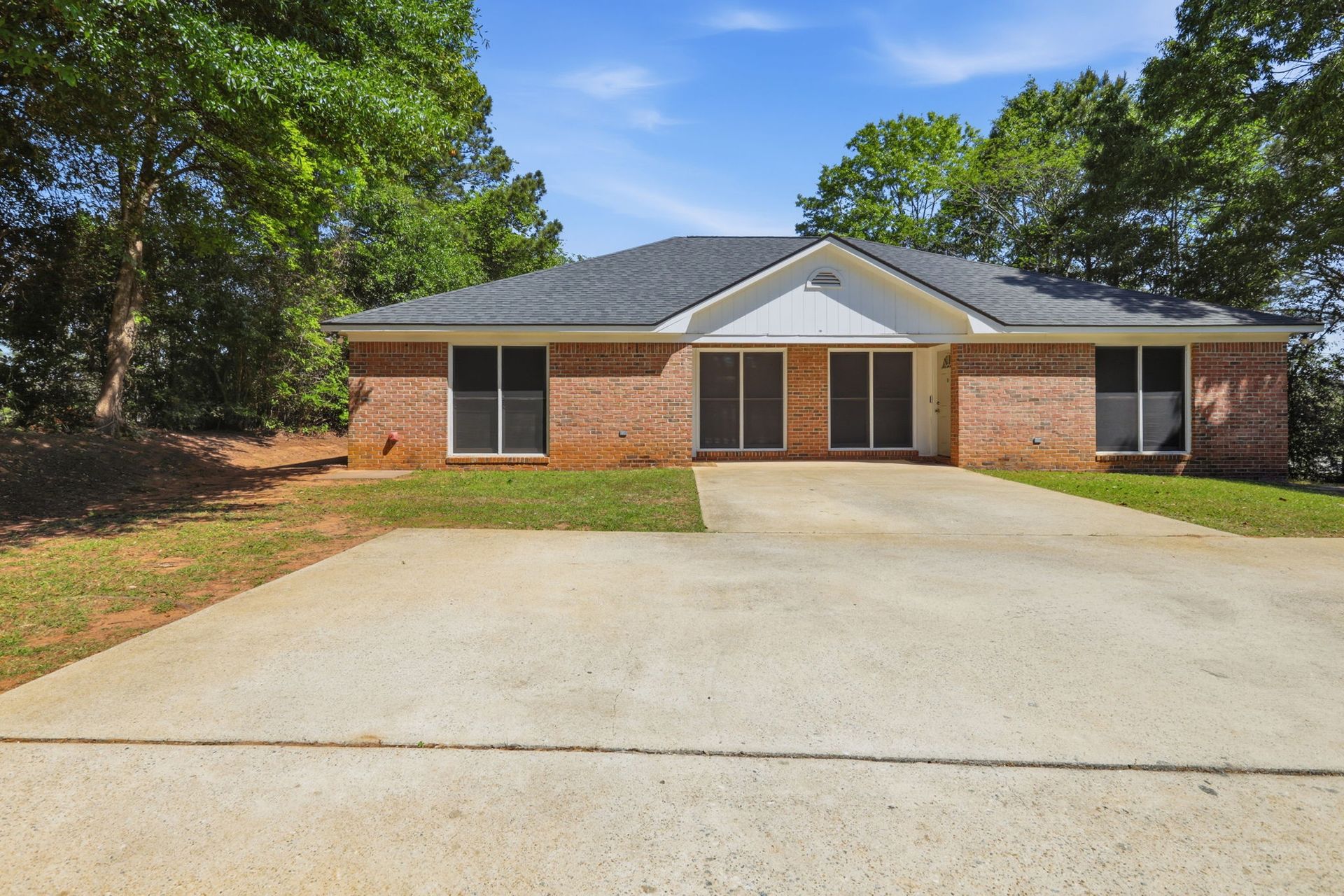 Phenix City Multiplex: 1402 Catherine Dr Unit A