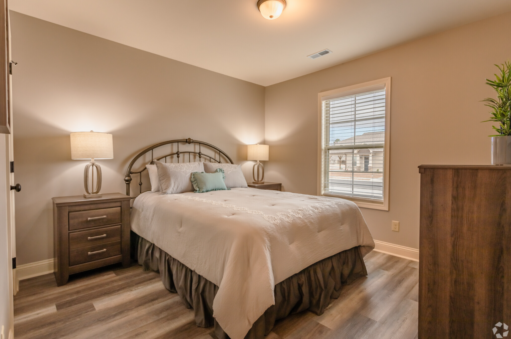 Florence Apartment: 3011 Pisgah Road