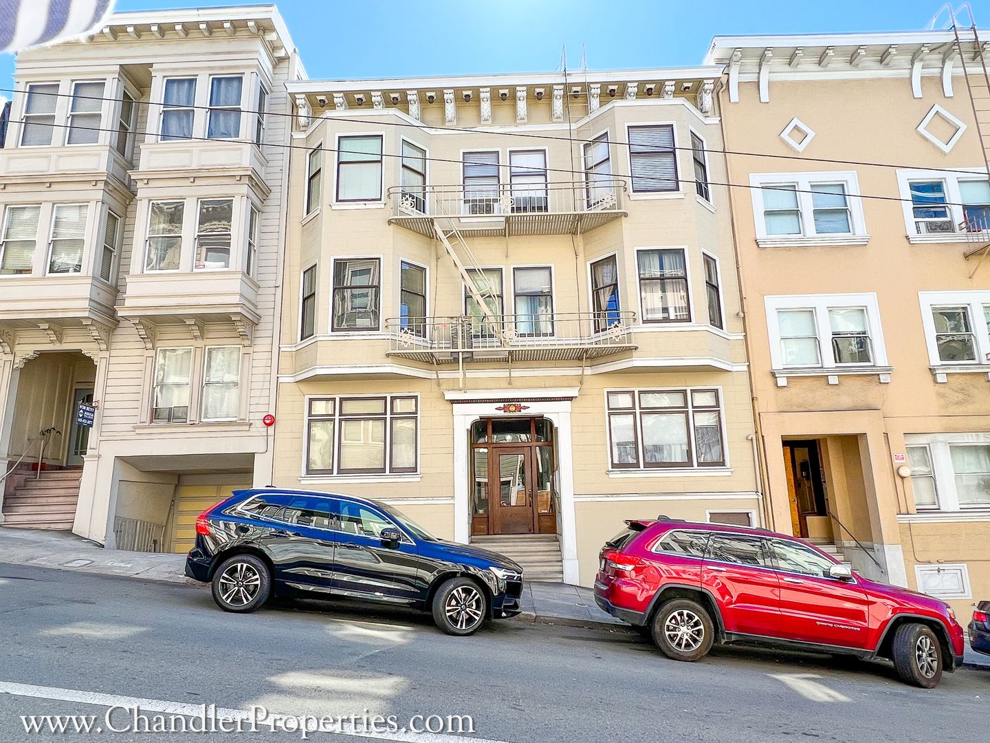 San Francisco Apartment: 1451 Sacramento Street
