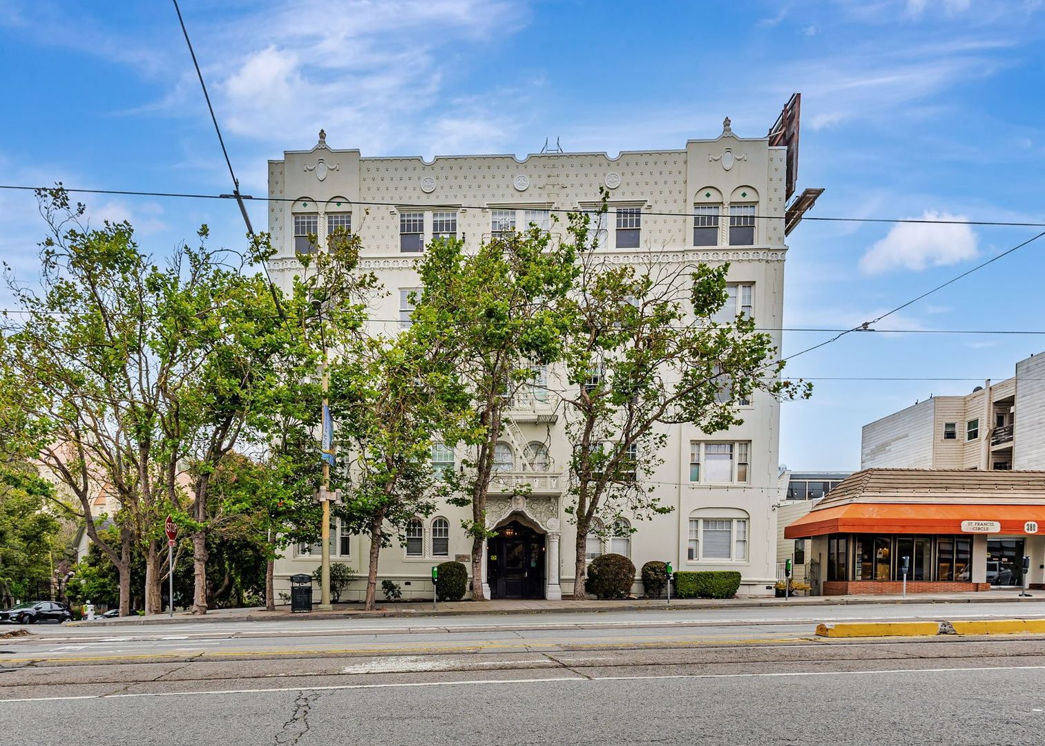 San Francisco Apartment: 398 West Portal LP