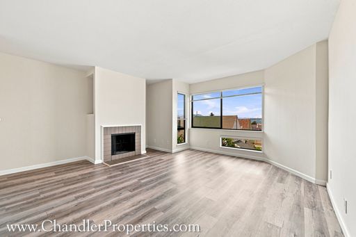 Modern Pac Heights 1BR with Bay Views | Corner Unit | Parking Available – photo 1
