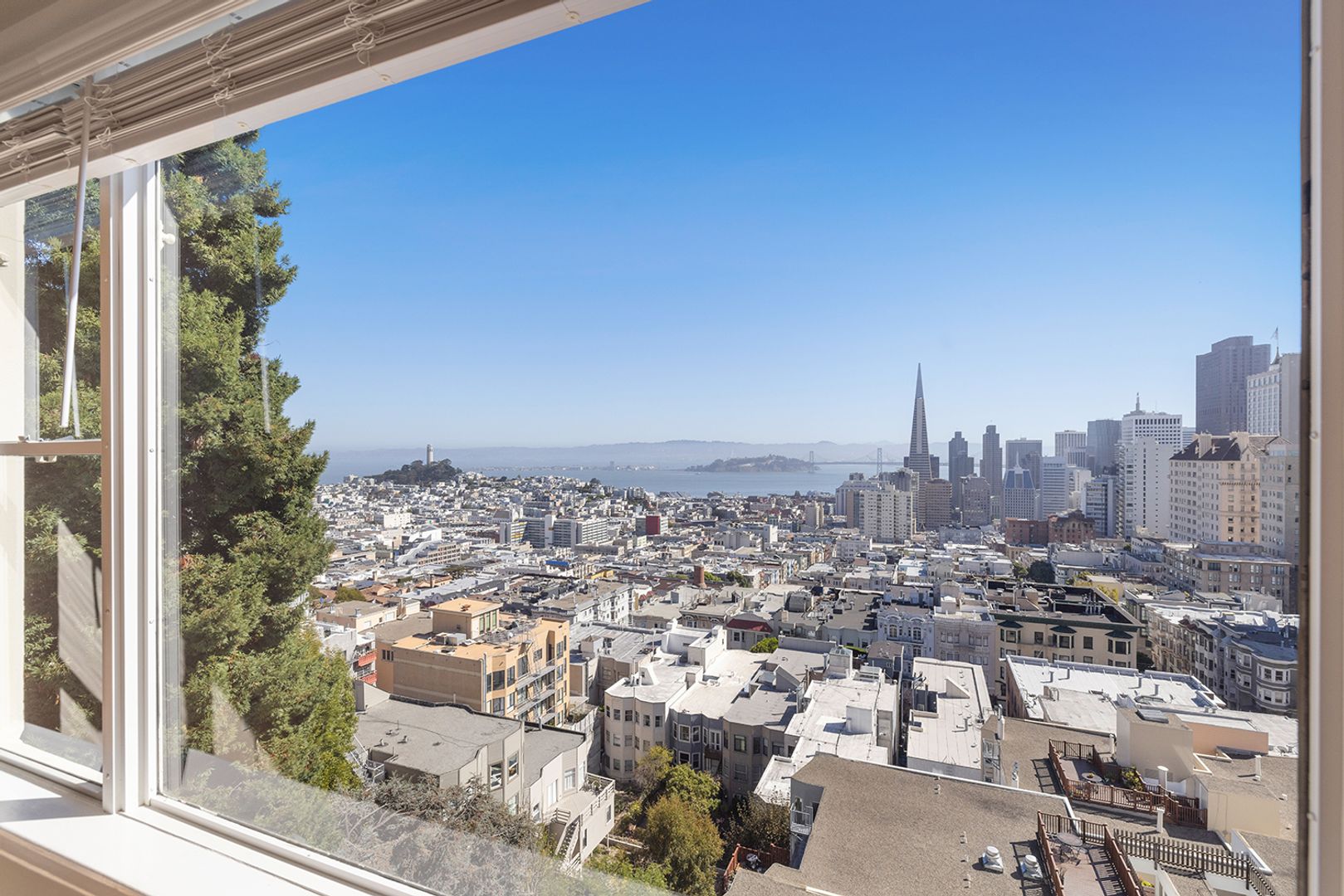 San Francisco Apartment: 1330 Jones Street
