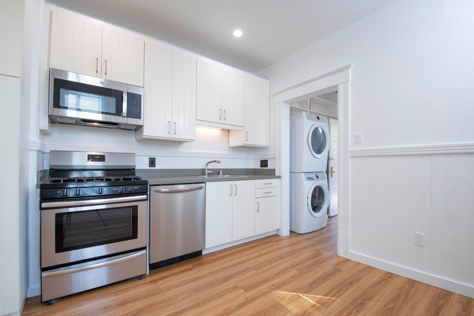 San Francisco Apartment: 813-817 Kansas Street