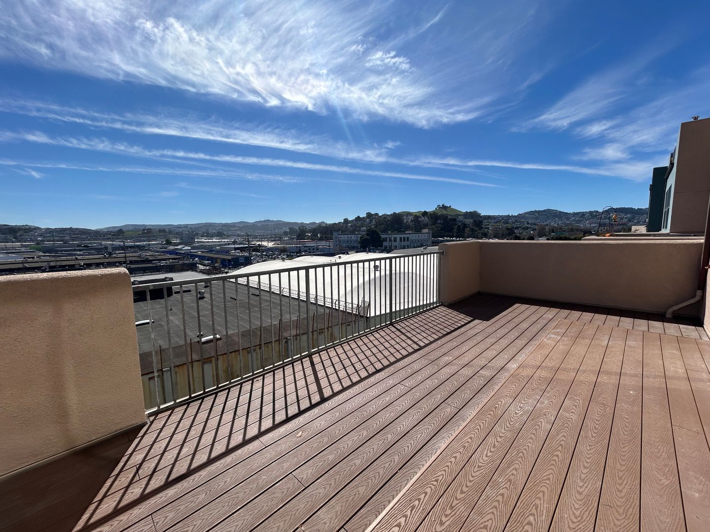 San Francisco Apartment: 2121 26th Street