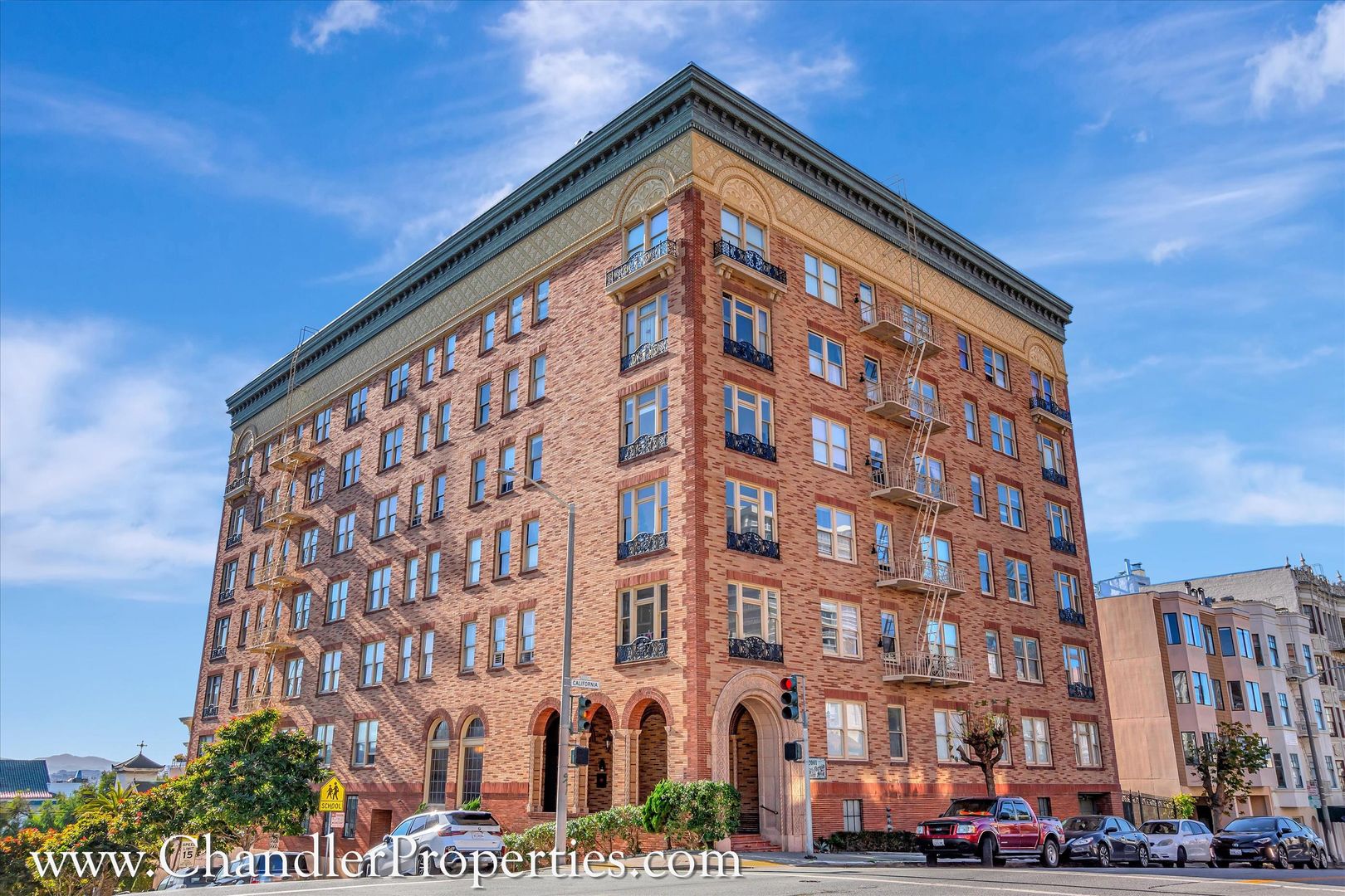 San Francisco Apartment: 2001 California Street