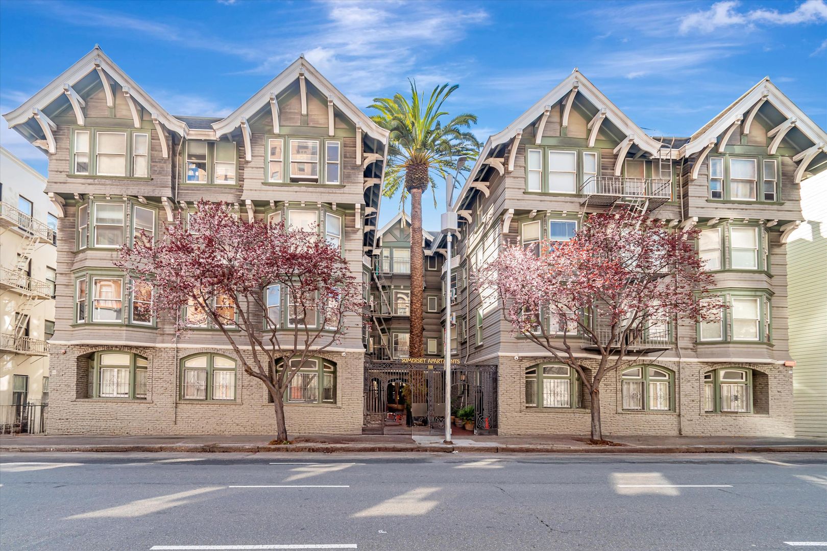 San Francisco Apartment: 1111 Pine Street