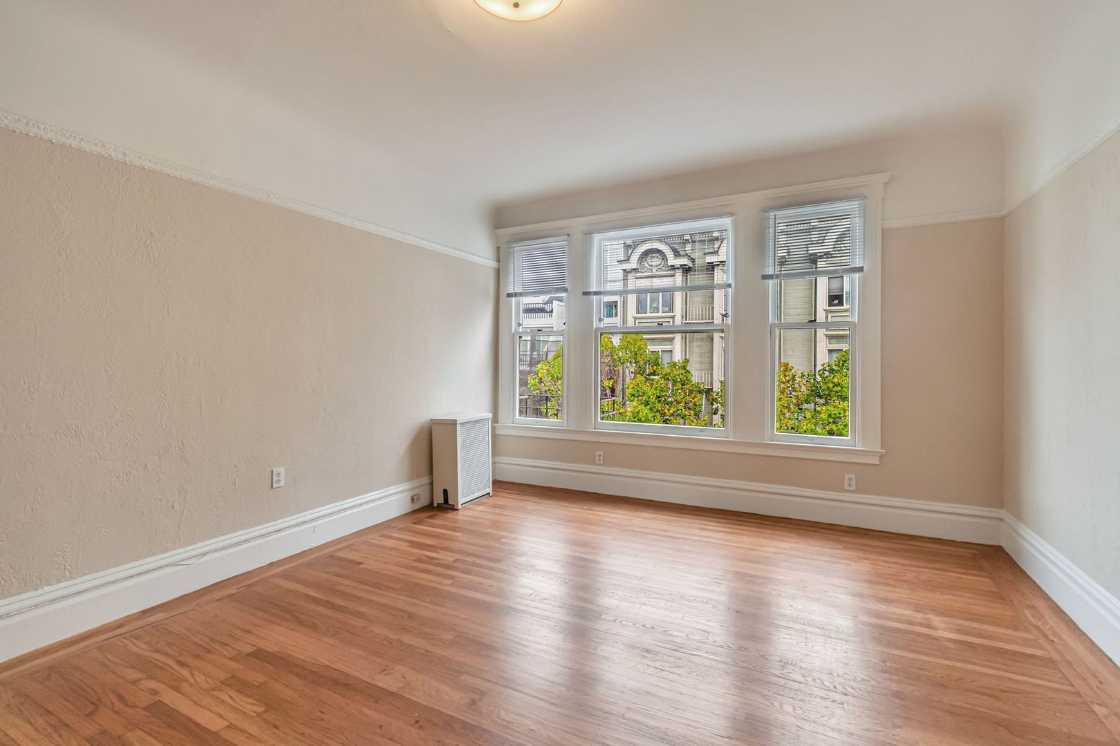 San Francisco Apartment: 1111 Pine Street