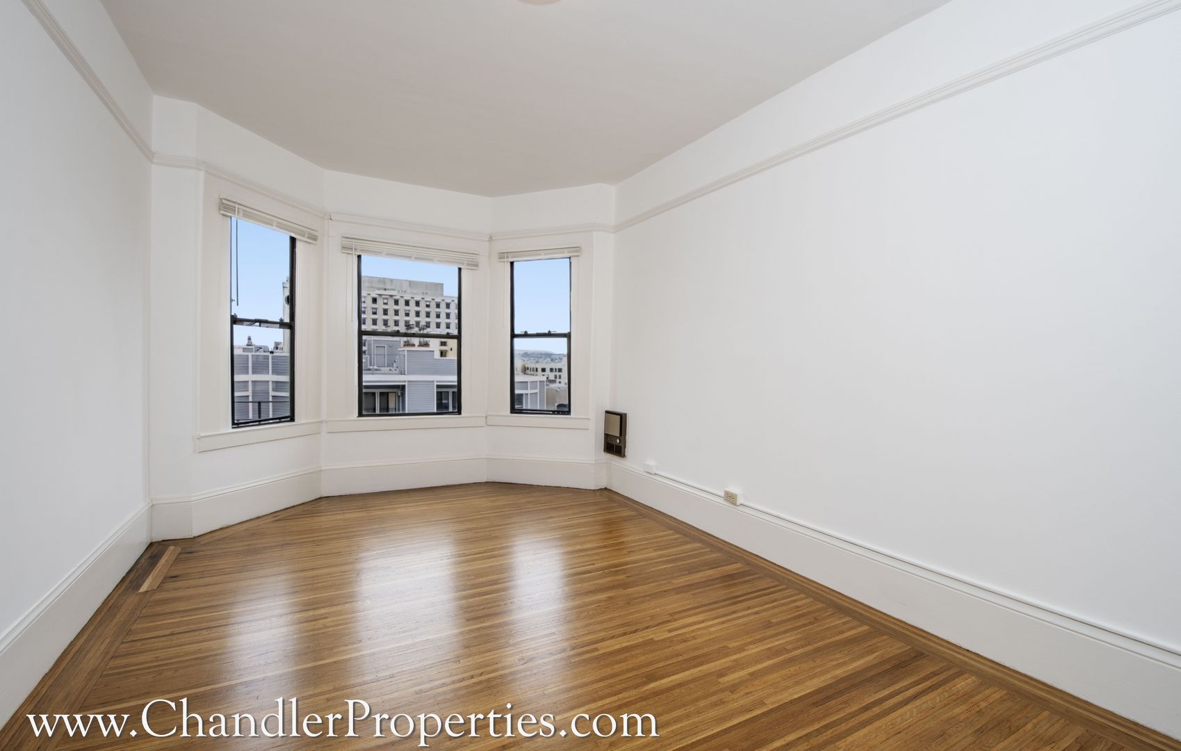 San Francisco Apartment: 1451 Sacramento Street