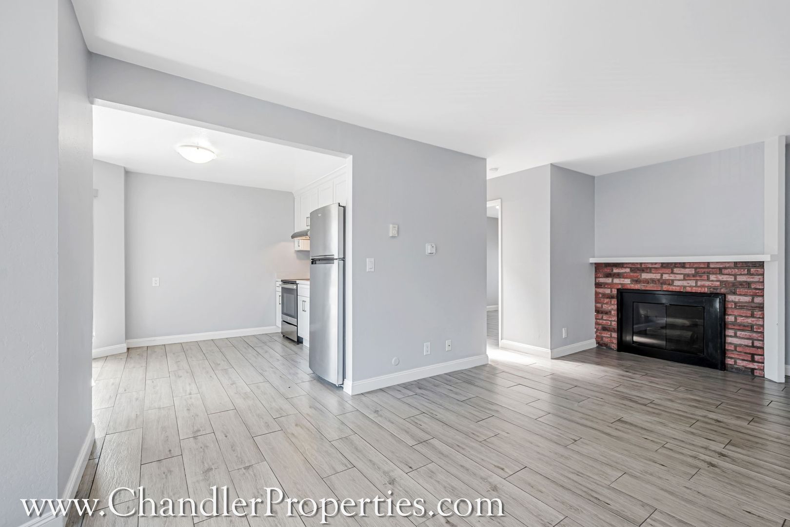 San Francisco Apartment: 2107 Larkin Street