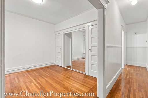Charming Upper Nob Hill 1-Bedroom | Walk-In Closet | On-Site Laundry – photo 1