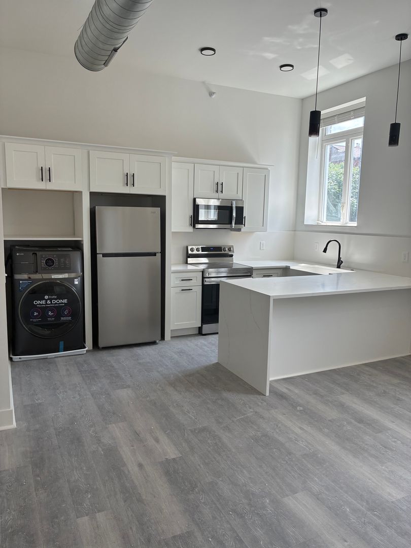 Pittsburgh Apartment: 346 Miller