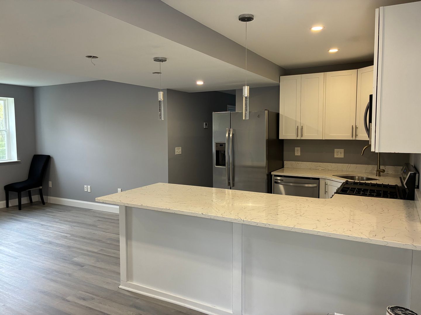 Pittsburgh Apartment: 1910 Fox Chapel Road