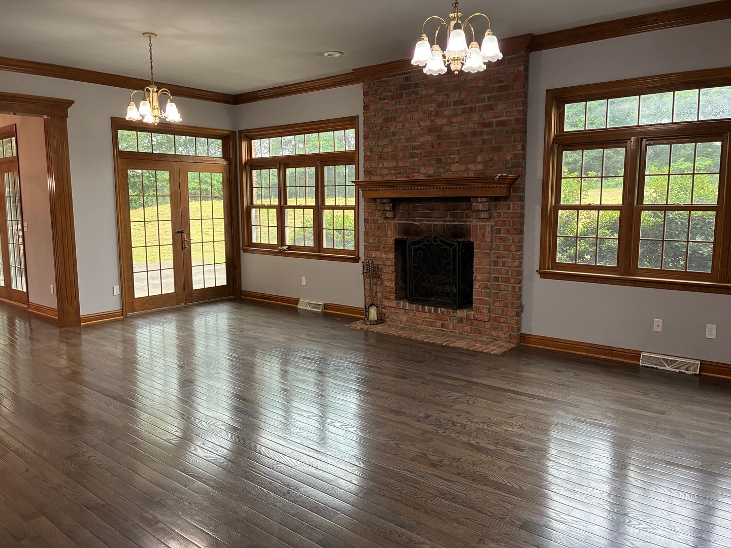 Butler House: 129 Purvis Rd