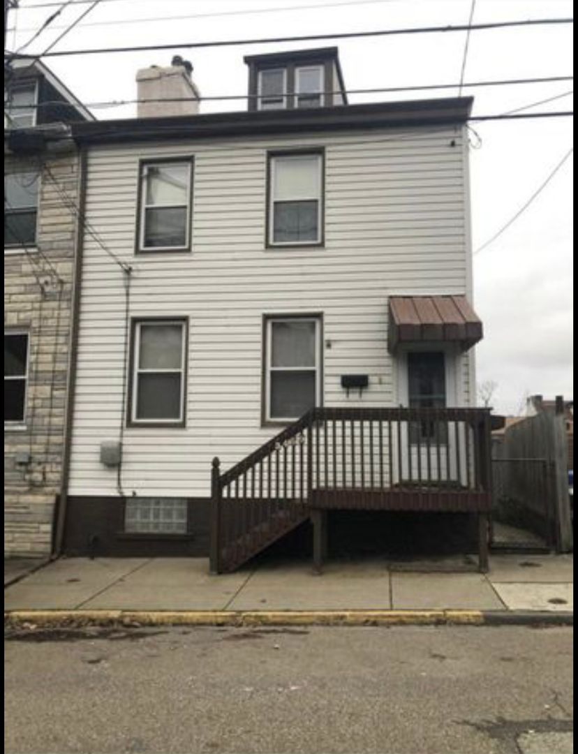 Spacious 3-Bedroom Home in Lawrenceville – Updated & Move-In Ready!