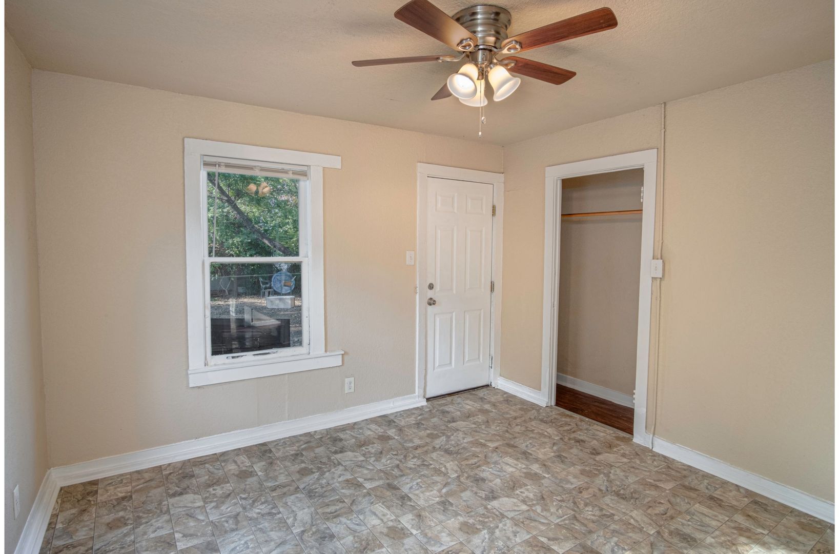 San Antonio Apartment: 1216 Paso Hondo