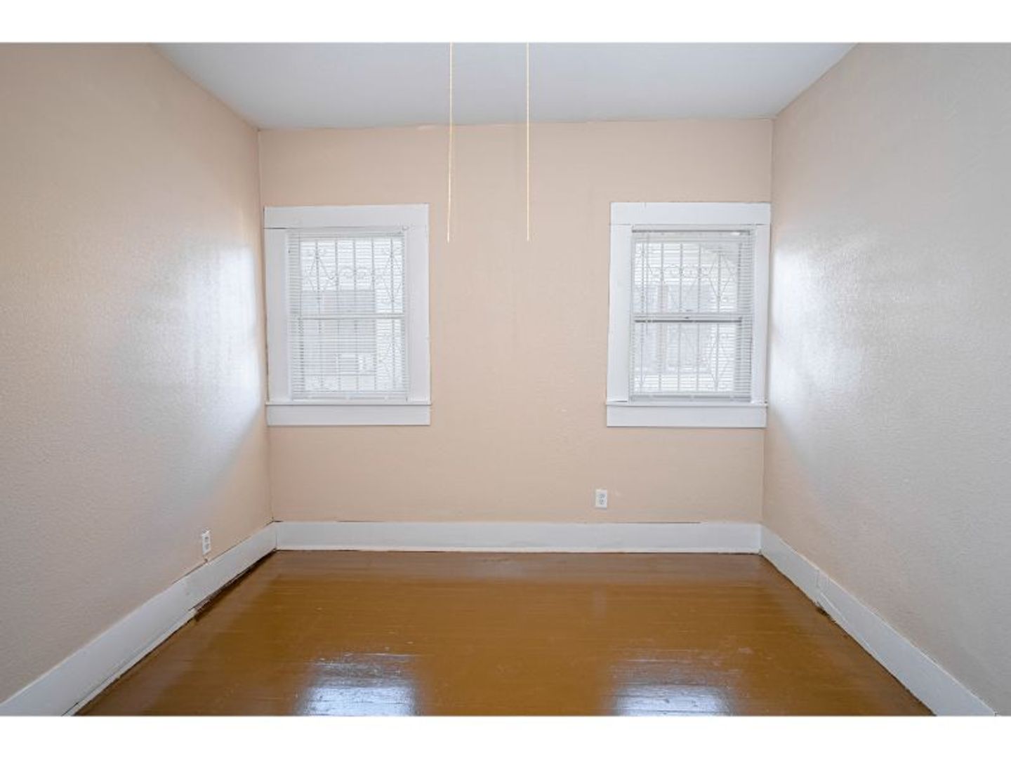 San Antonio House: 639 Canton