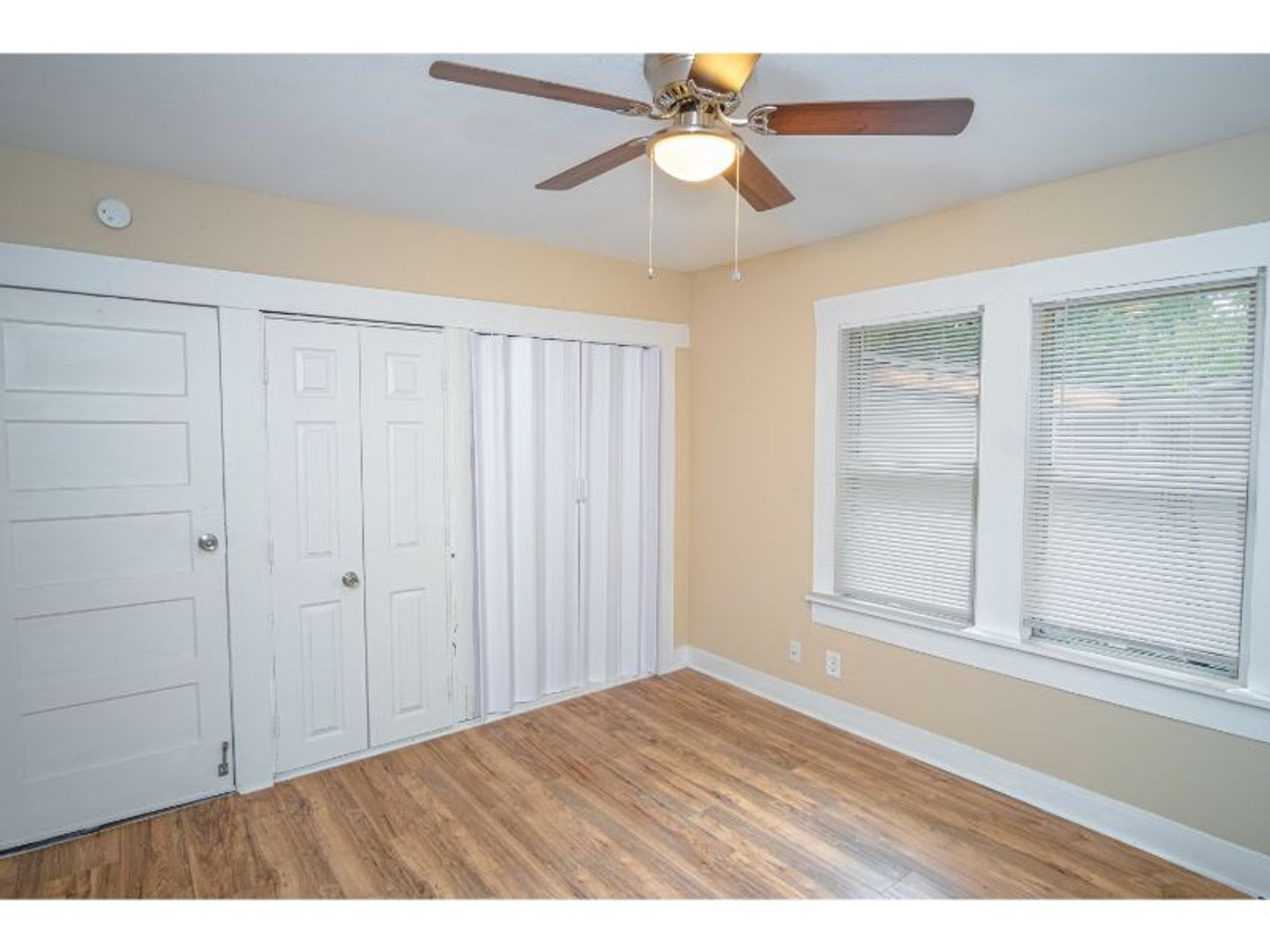 San Antonio Apartment: 1323 Lamar