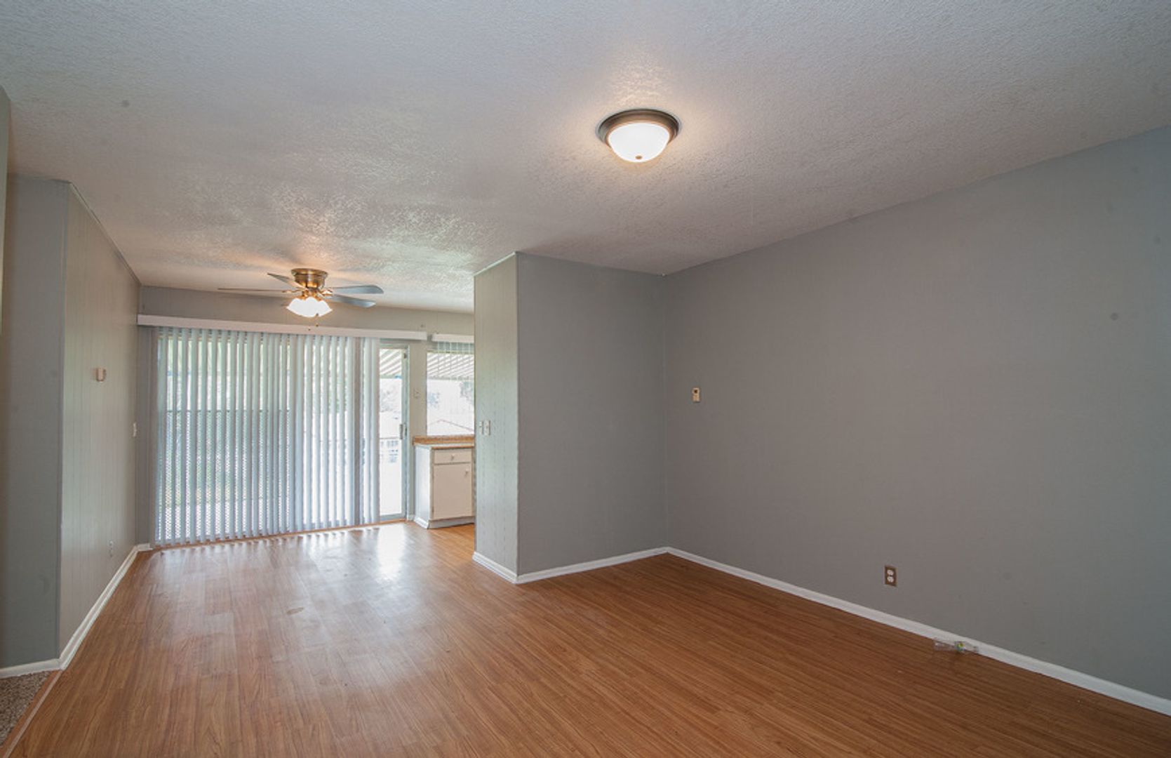 San Antonio House: 8730 Easy Valley