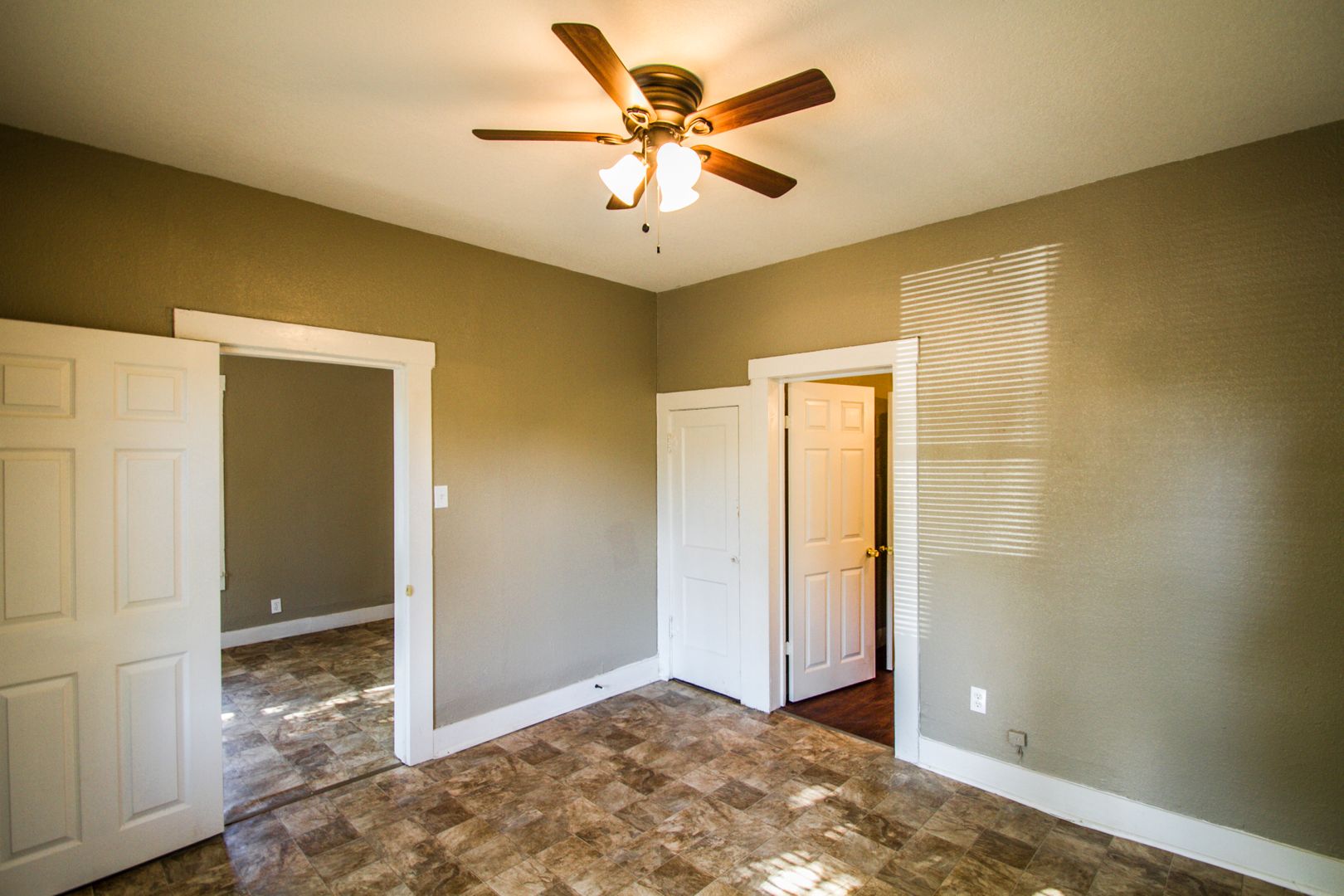 San Antonio House: 524 Saint Martin