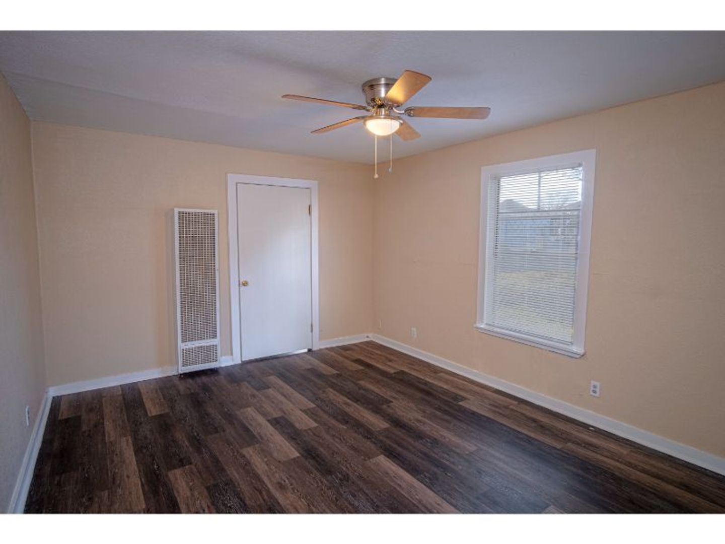San Antonio Apartment: 4109 South Presa