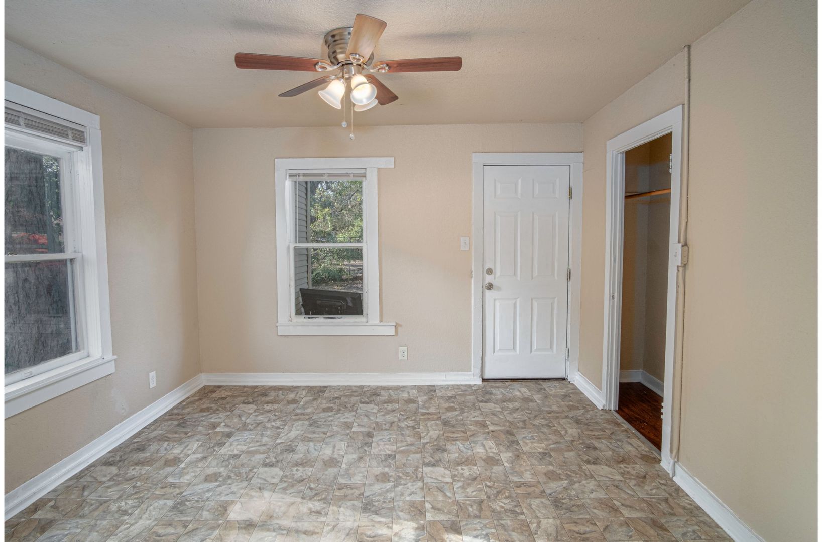 San Antonio Apartment: 1216 Paso Hondo