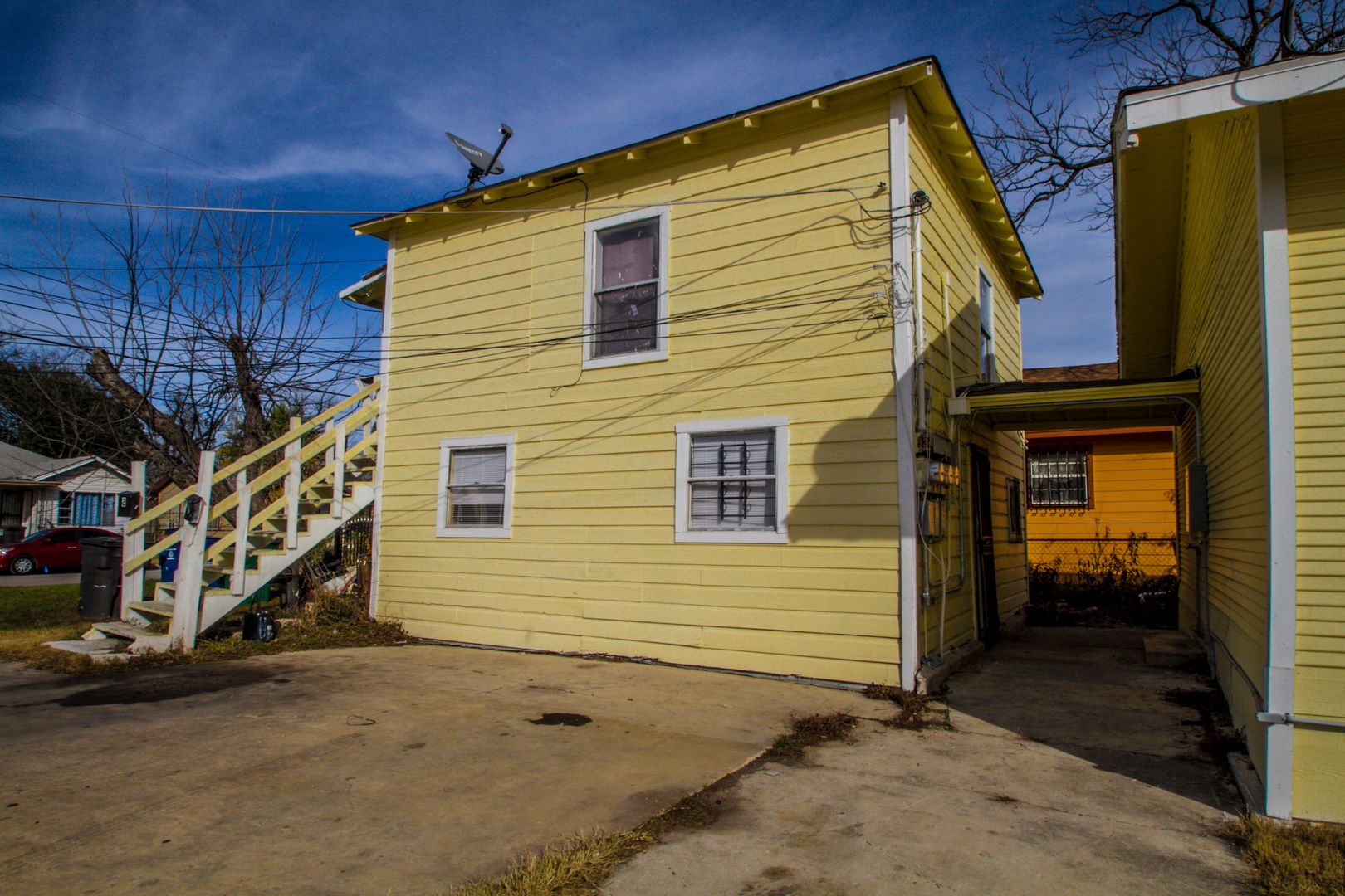 San Antonio Apartment: 924 Saint James