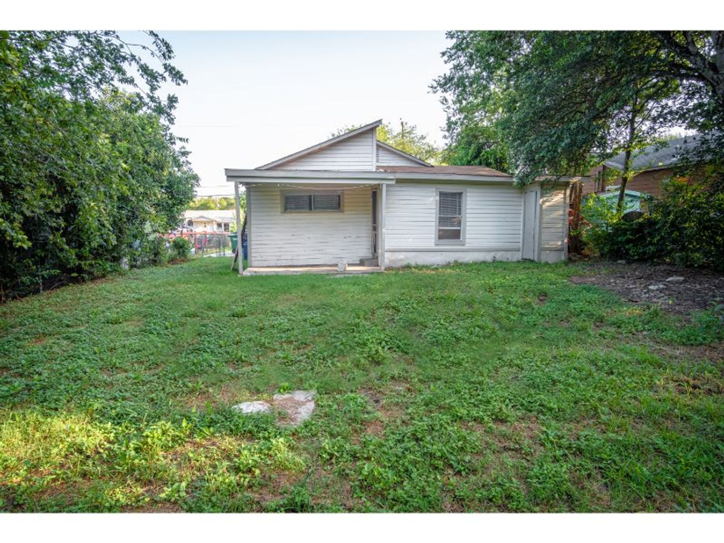 San Antonio House: 1435 Gibbs