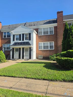 2 Bedroom Apartment – 3726 Conshohocken Avenue - 2nd Floor, Philadelphia, PA 19131