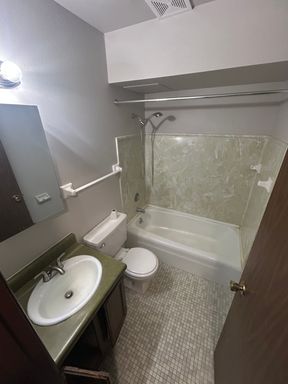 1507 Capitol Drive, 107 – photo 1