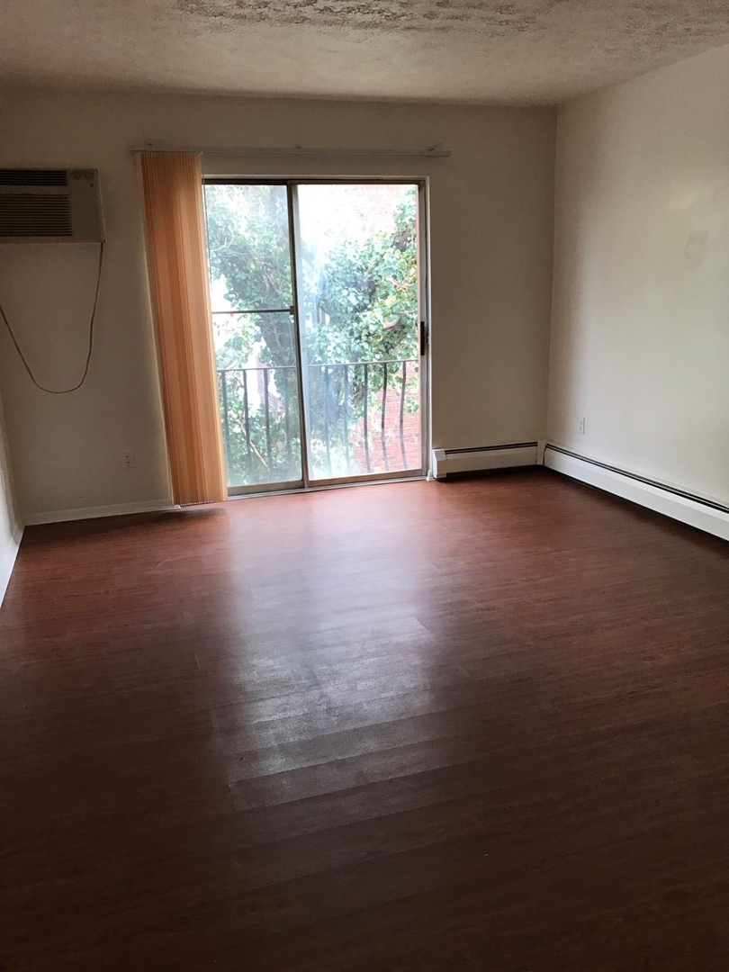 Cincinnati Apartment: 644 Probasco Street