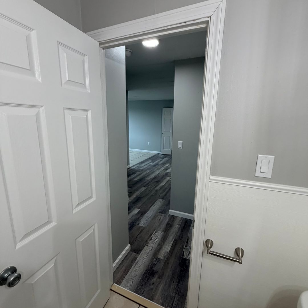 HARTFORD Apartment: 813 MAPLE AVE