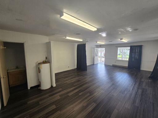 Commercial Space - For Lease
