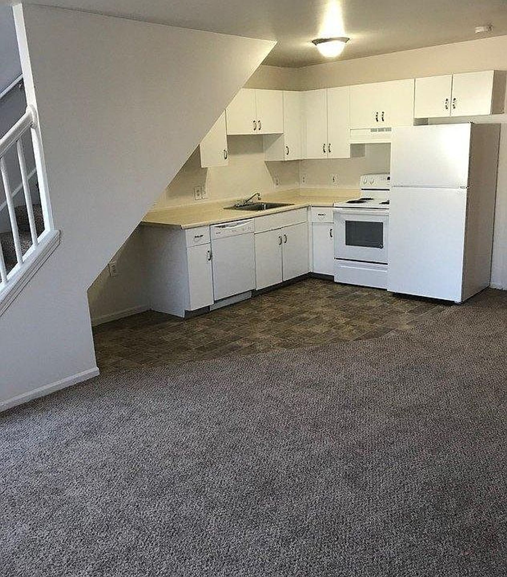 Davison Townhome: 8210 Kearsley Creek Drive