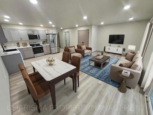 3 BD, 2.5 BA TWIN HOME, DELL RAPIDS, CONVENIENTLY JUST MINUTES FROM SIOUX FALLS