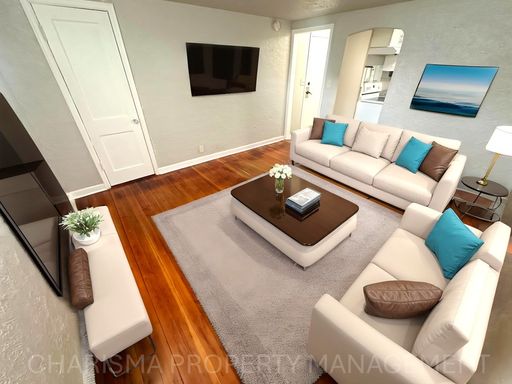 Charming Studio Apartment Just Blocks from Downtown Sioux Falls!