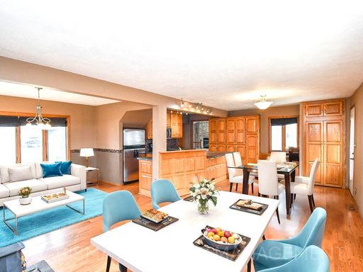 RARE FIND! 4 BEDROOM, 2 BATH HOUSE ON 1/2 ACRE LOT; INCLUDES GAS FIREPLACE, WOOD BURNING FIREPLACE, GREAT ROOM AND MORE!! – photo 1