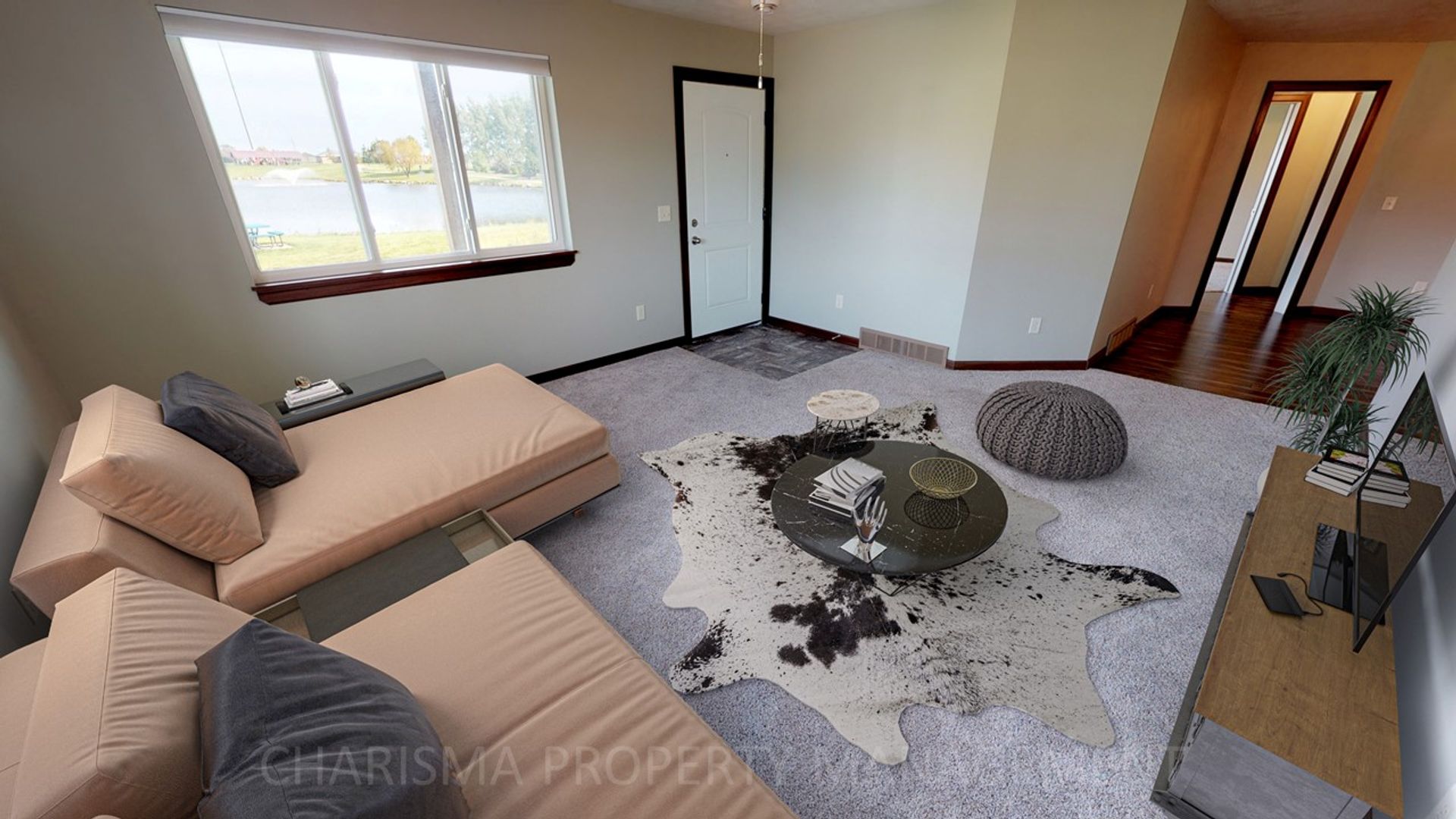 Tea Apartment: 400 N Main Street #3