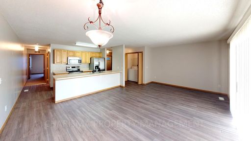 7025 W 56th Street #6, Sioux Falls, SD 57106