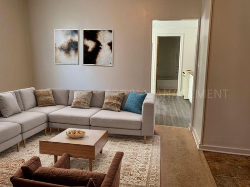 ONE BEDROOM LOCATED IN DOWNTOWN SIOUX FALLS.