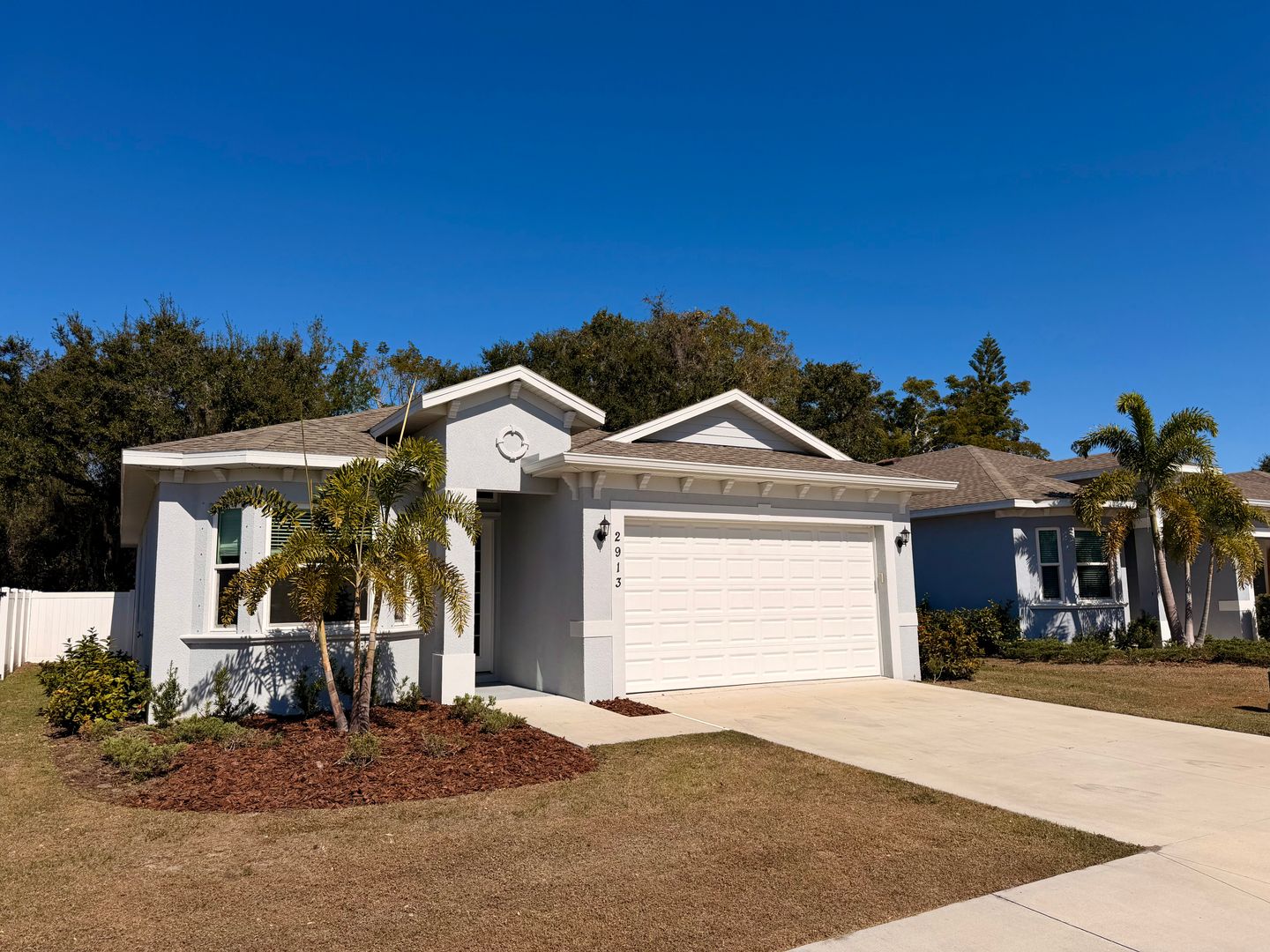 Bradenton House: 2913 River Run Way