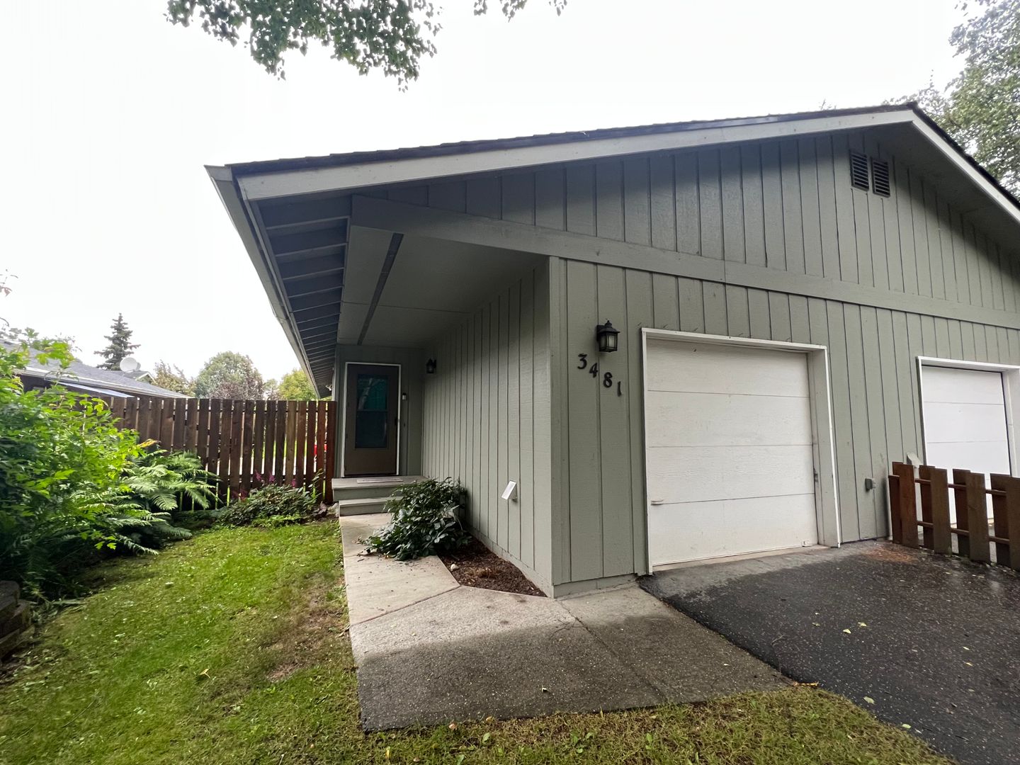 Anchorage House: 3481 E 20th Avenue