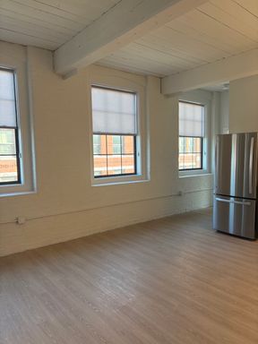 86 Essex , 405, Haverhill, MA 01832