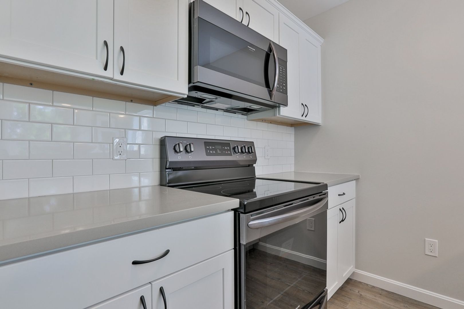 215 Fairmount Avenue, Unit 410 Lynn MA 01905 - Photo 15