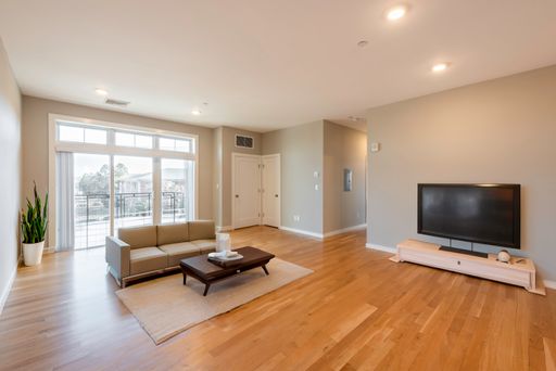 600 North Avenue, 207, Wakefield, MA 01880