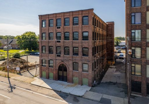 157 Centre Street, Unit 104, Brockton, MA 02302