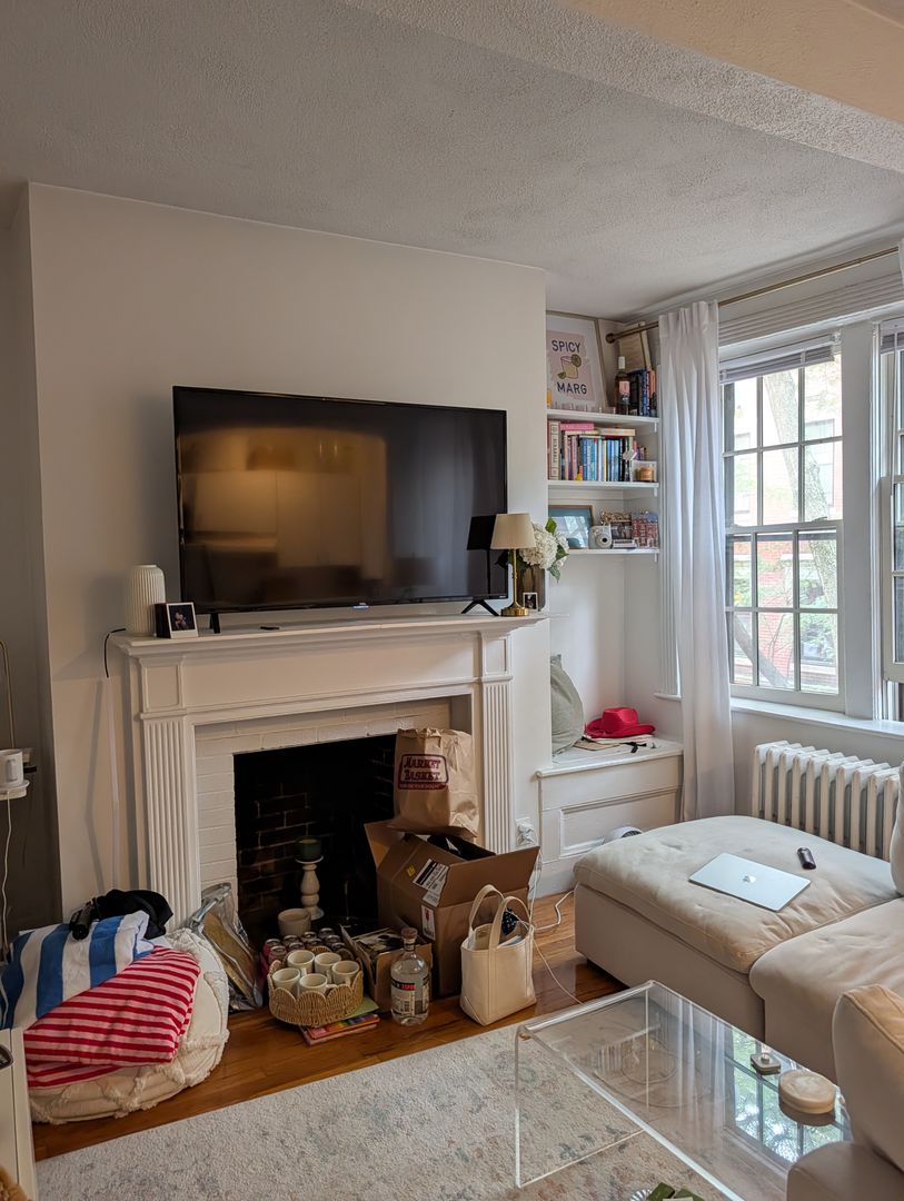 Boston Apartment: 52 Garden Street