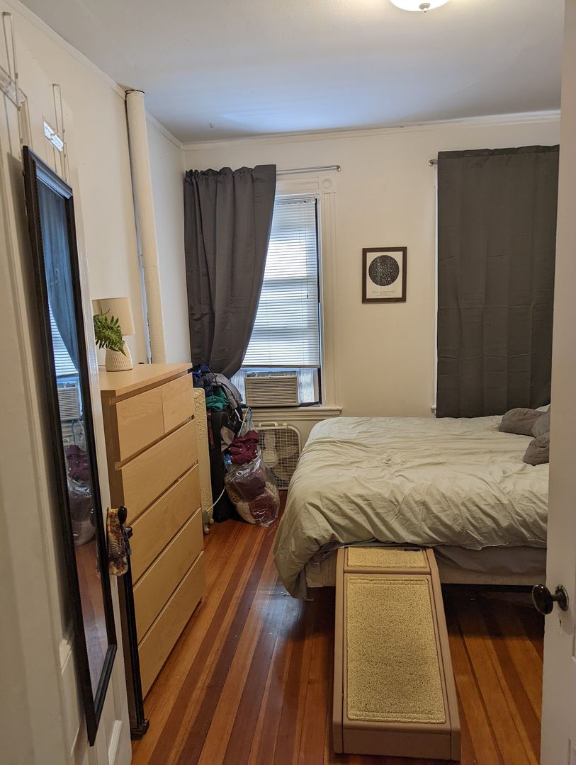 4A Pleasant Ave, 4 Somerville MA 02143 - Photo 2