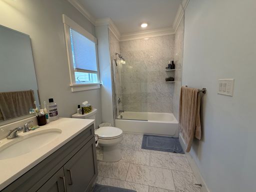 13-18 Hennery Way, Unit 17G, Medfield, MA 02052